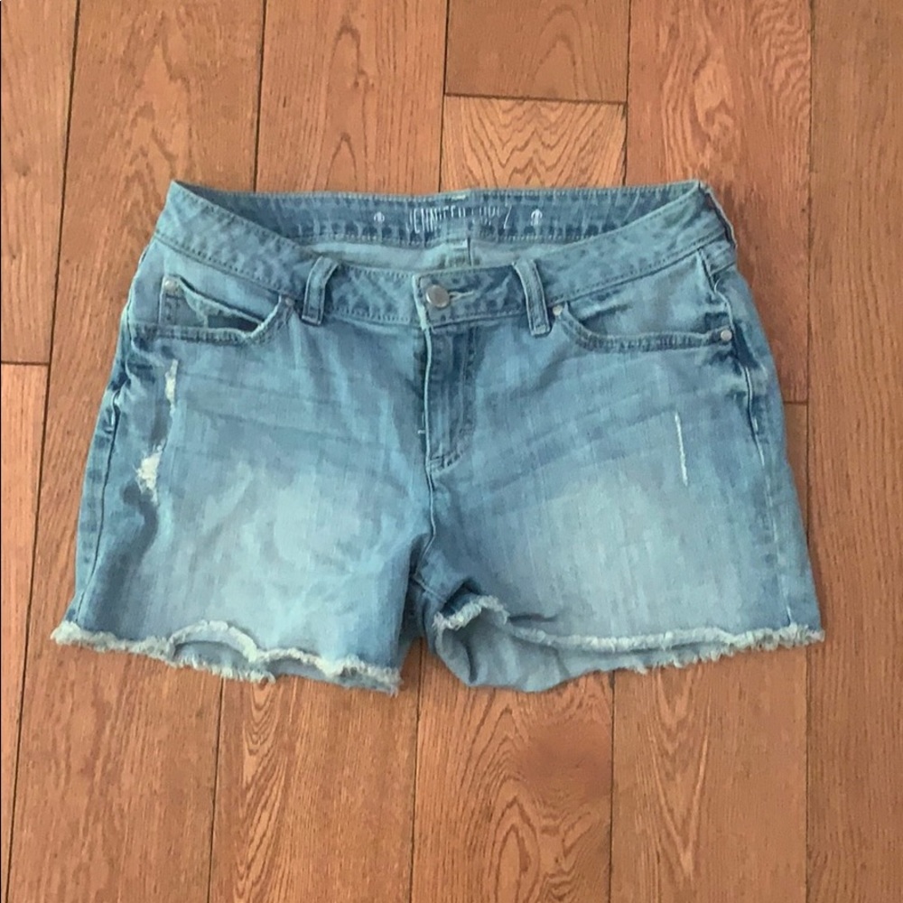 Jennifer Lopez Jean shorts